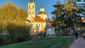 8ba2f170-ef48-448c-9f97-cbc421cc9a13